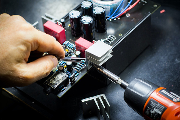 Laptop Consultation and Custom Build Service Laptop Consultation and Custom Build Service - Get the Perfect Laptop for Your Needs