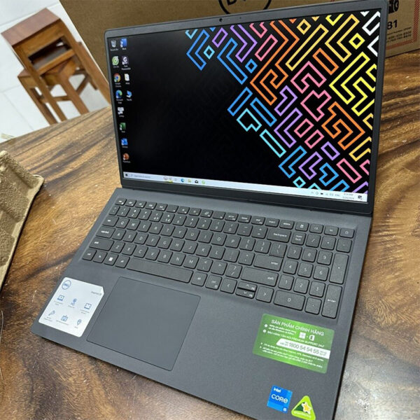 Used Dell Inspiron 3530 Laptop - Core i5 - Like New 95% Used Dell Inspiron 3530 Laptop - Core i5 - Like New 95%