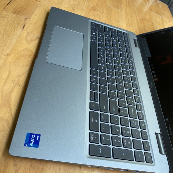 Used Dell Precision 3560 Laptop - Core i7 - Like New 99% Used Dell Precision 3560 Laptop - Core i7 - Like New 99%
